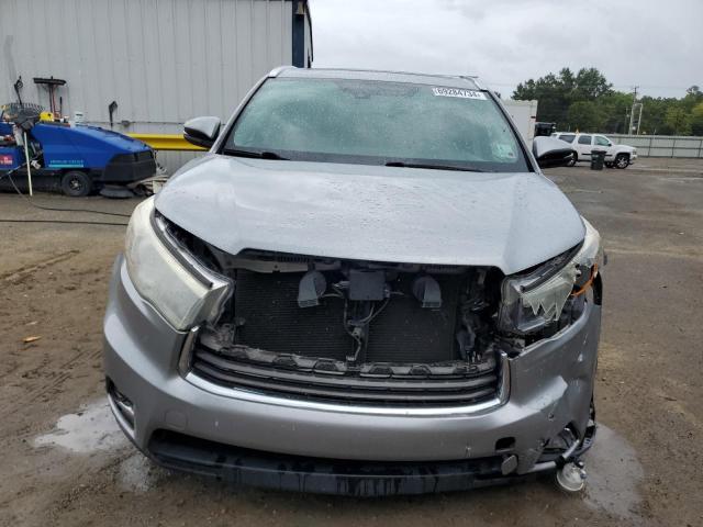 VIN 5TDYKRFH7GS134798 2016 Toyota Highlander, Limited no.5