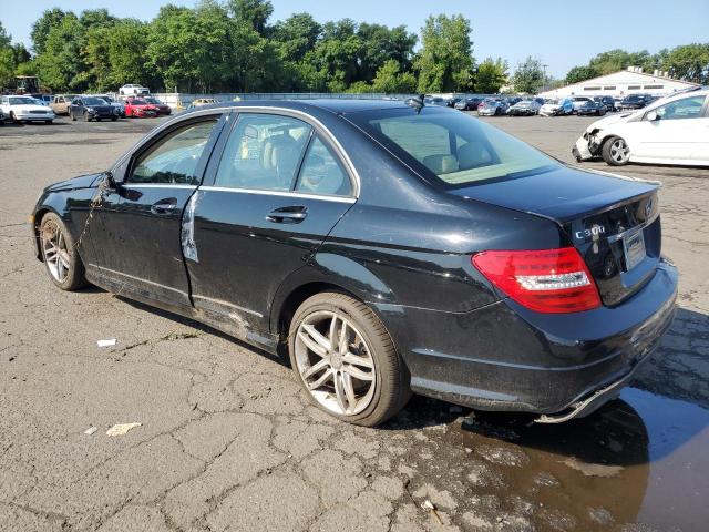 VIN WDDGF8AB2DR284931 2013 Mercedes-Benz C-Class, 3... no.2