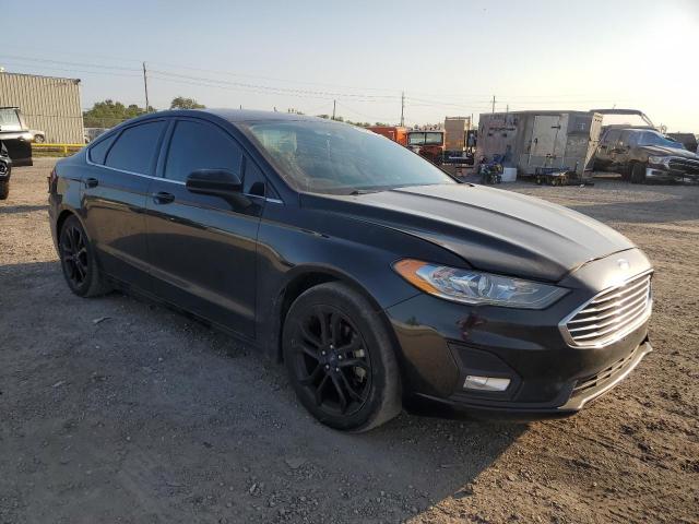 VIN 3FA6P0HD8KR127620 2019 Ford Fusion, SE no.4