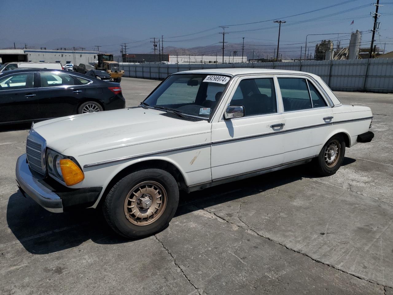 MERCEDES-BENZ 300 DT 1985 white  diesel WDBAB33CXFA213383 photo #1