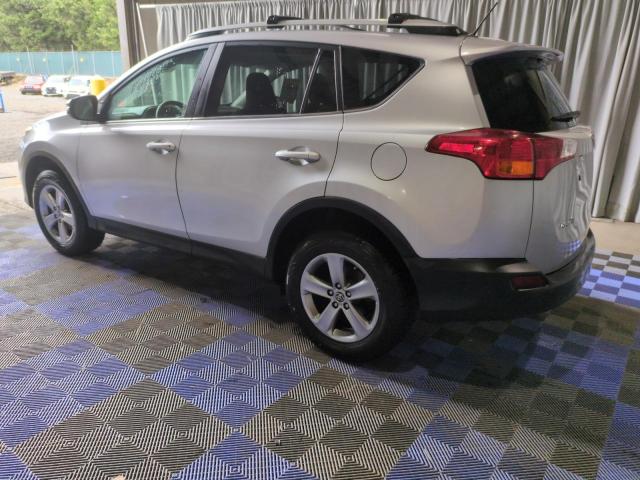 VIN 2T3RFREV1FW256747 2015 Toyota RAV4, Xle no.2