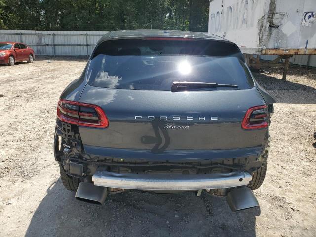 VIN WP1AA2A5XJLB01472 2018 Porsche Macan no.6