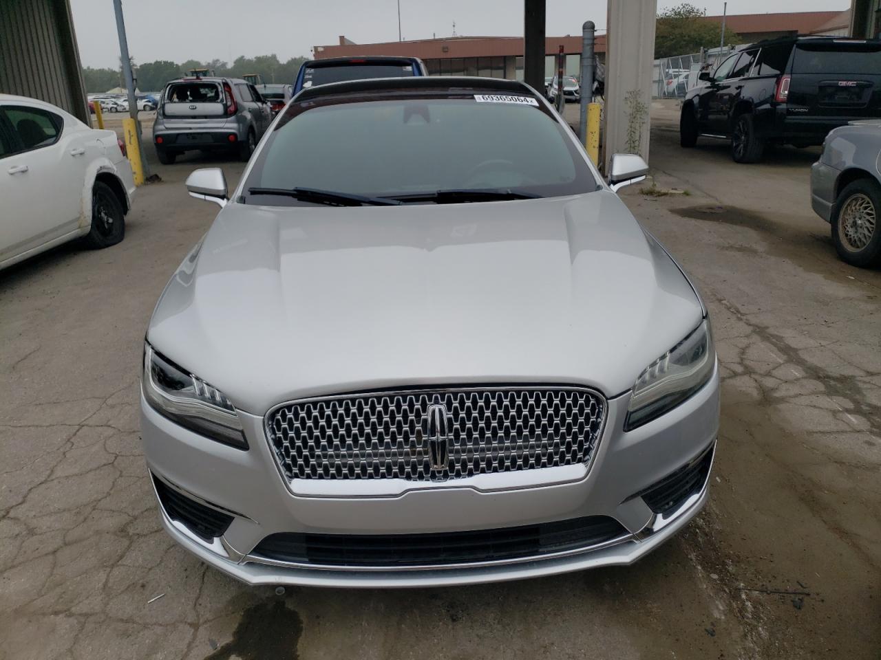 Lot #2945248955 2017 LINCOLN MKZ RESERV