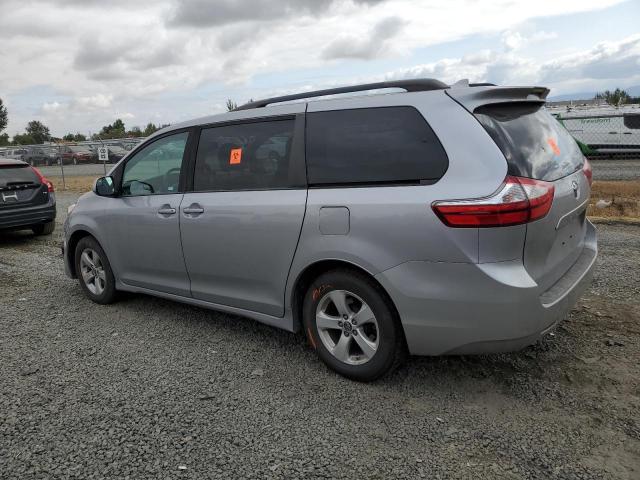 TOYOTA SIENNA LE 2018 silver  gas 5TDKZ3DC0JS944481 photo #3