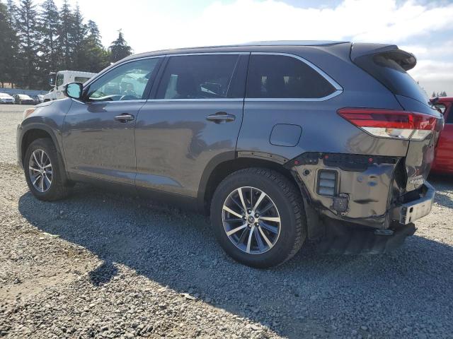 VIN 5TDJZRFH9KS596477 2019 Toyota Highlander, SE no.2