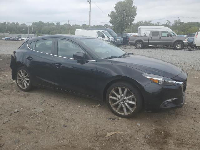 VIN 3MZBN1M31HM136017 2017 Mazda 3, Grand Touring no.4