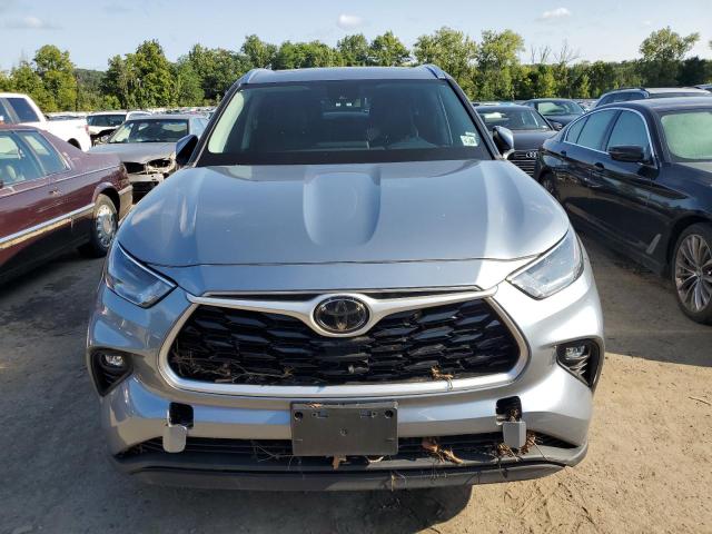 VIN 5TDGZRBH7MS067189 2021 Toyota Highlander, Xle no.5