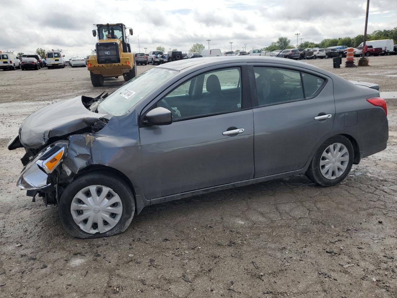 Lot #2959703921 2019 NISSAN VERSA S