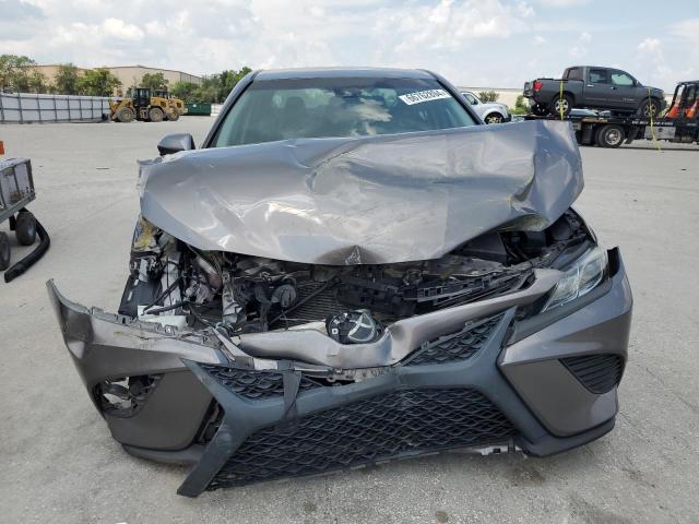 VIN 4T1B11HK4JU632569 2018 Toyota Camry, L no.5