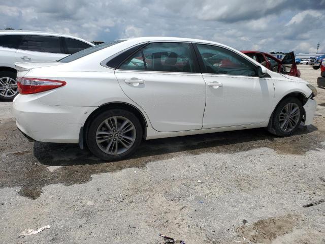 VIN 4T1BF1FK5FU937090 2015 Toyota Camry, LE no.3