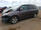 TOYOTA SIENNA LE снимка