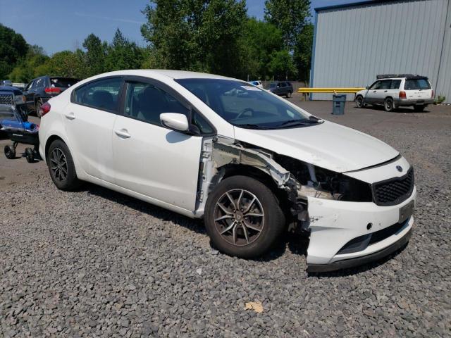 VIN 3KPFK4A76JE221327 2018 KIA Forte, LX no.4