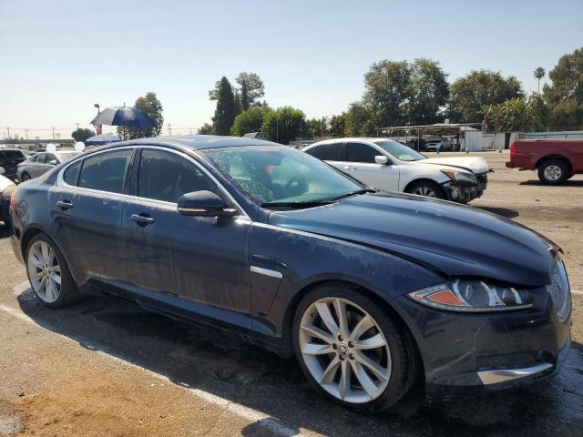 VIN SAJWA0E79D8S71158 2013 Jaguar XF no.4