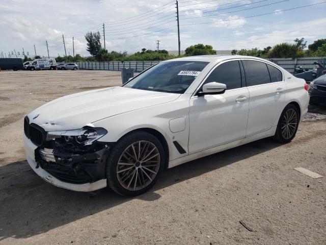 VIN WBAJA9C54KB253744 2019 BMW 5 Series, 530E no.1