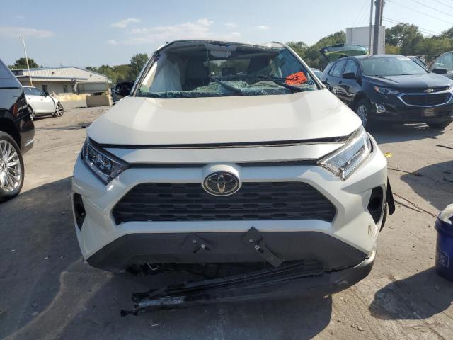 VIN 2T3C1RFV0MW159572 2021 Toyota RAV4, Xle Premium no.5