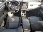 MITSUBISHI OUTLANDER photo