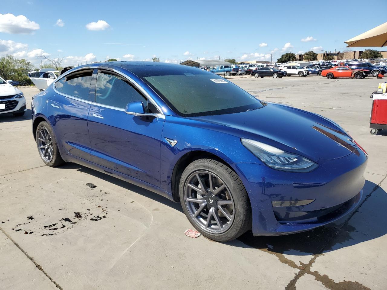 Lot #2957242420 2019 TESLA MODEL 3