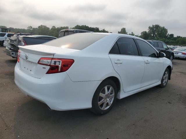 VIN 4T1BK1FK2DU536105 2013 Toyota Camry, SE no.3