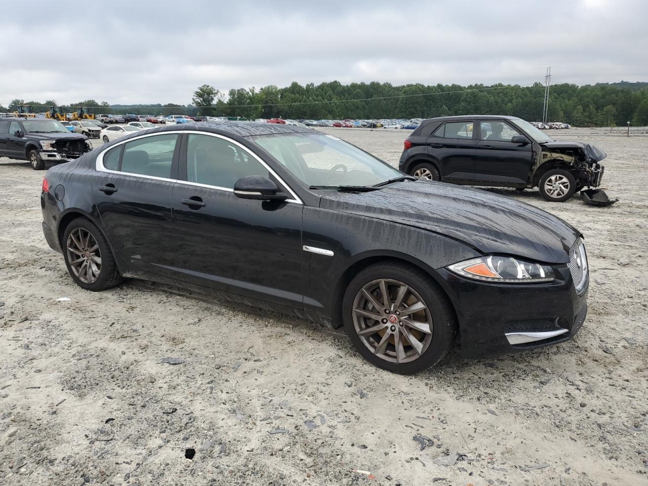 Lot #3033315805 2015 JAGUAR XF 2.0T PR