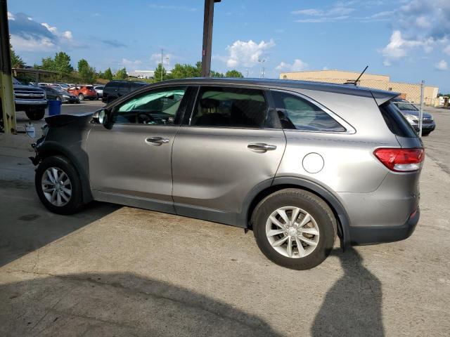 VIN 5XYPG4A33JG385298 2018 KIA Sorento, LX no.2