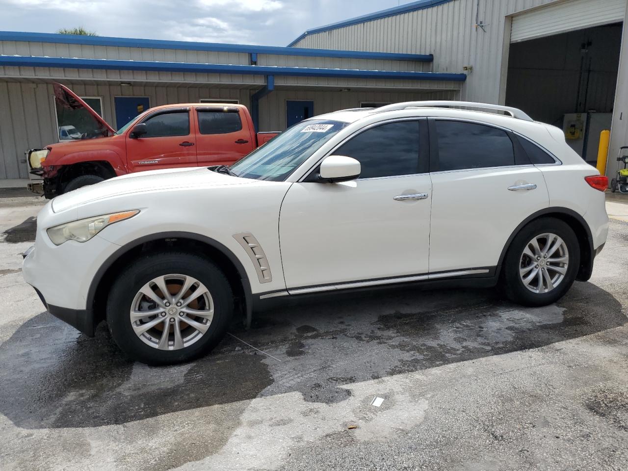 Infiniti FX35 2009 Wagon body