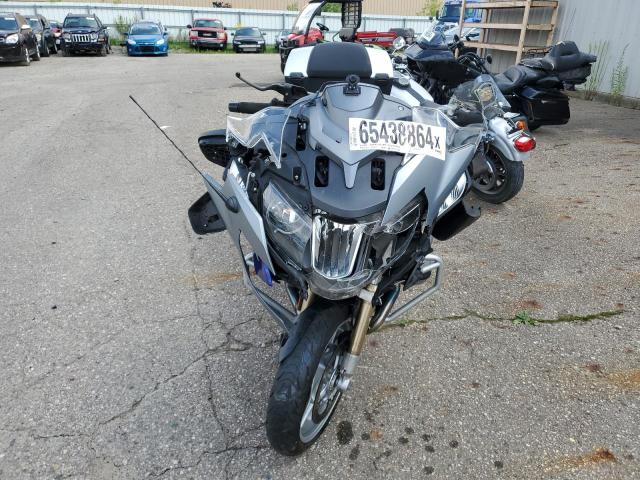 2015 BMW R1200 RT - WB10A1303FZ192031