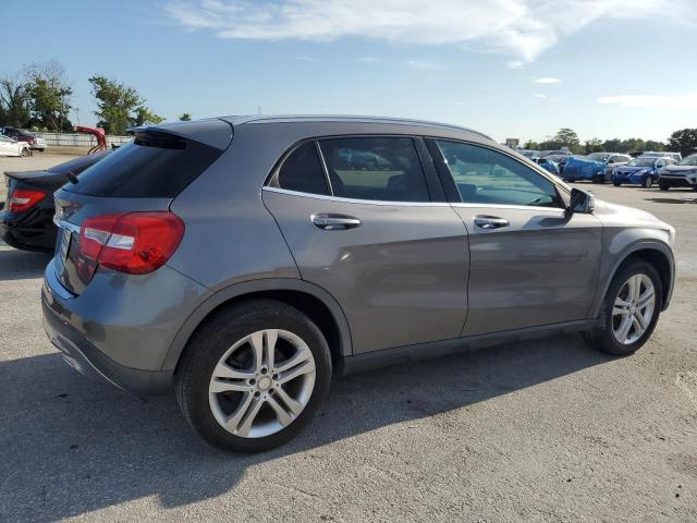 VIN WDCTG4EB3GJ249661 2016 Mercedes-Benz GLA-Class,... no.3