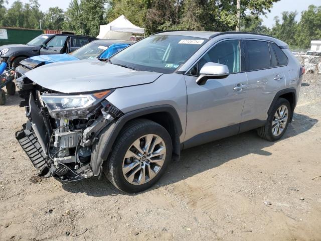 VIN 2T3A1RFV7LW111539 2020 Toyota RAV4, Xle Premium no.1