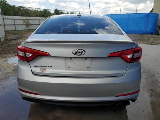 VIN 5NPE24AF8GH304104 2016 Hyundai Sonata, SE no.6