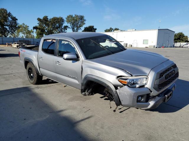 VIN 3TMCZ5AN7JM123786 2018 Toyota Tacoma, Double Cab no.4