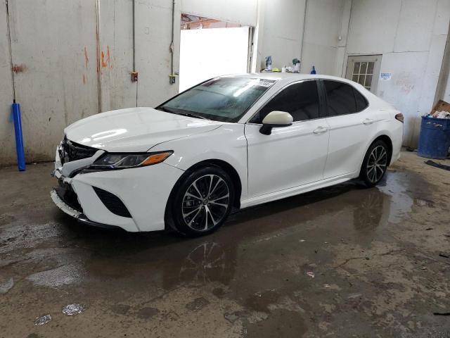 VIN 4T1B11HK0JU678495 2018 Toyota Camry, L no.1