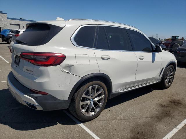 VIN 5UXCR6C5XKLK80037 2019 BMW X5, Xdrive40I no.3