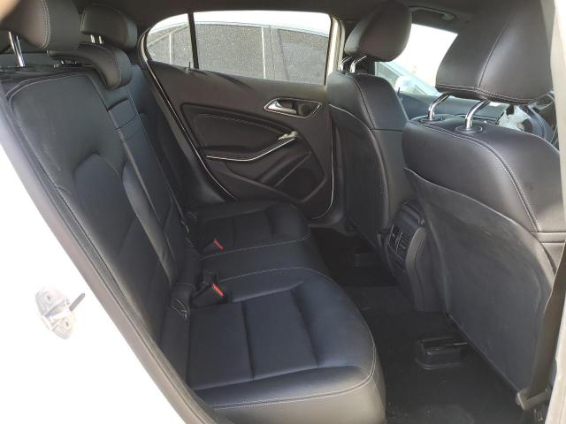 2019 MERCEDES-BENZ GLA 250 - WDCTG4EB2KU013025