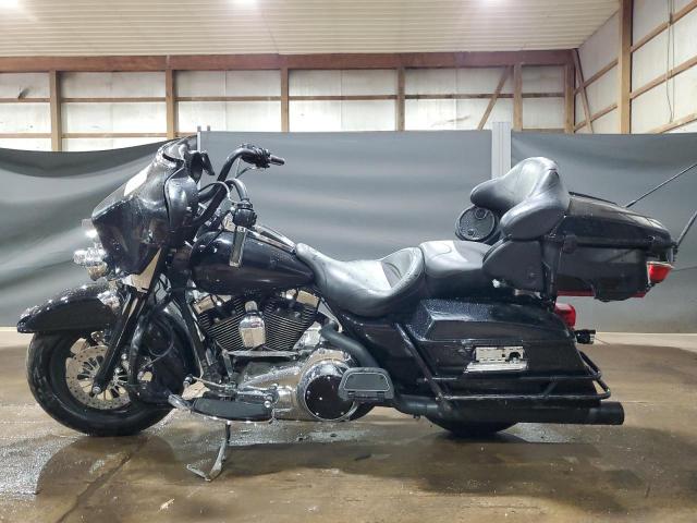 2007 HARLEY-DAVIDSON FLHTCUI 1HD1FC4107Y677096
