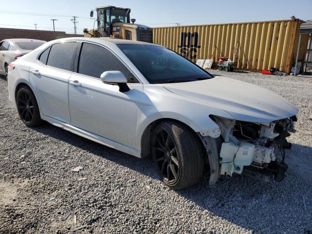 VIN 4T1BZ1HK6JU011617 2018 Toyota Camry, Xse no.4