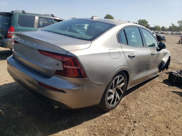 VIN 7JRA22TKXKG011512 2019 Volvo S60, T6 Momentum no.3