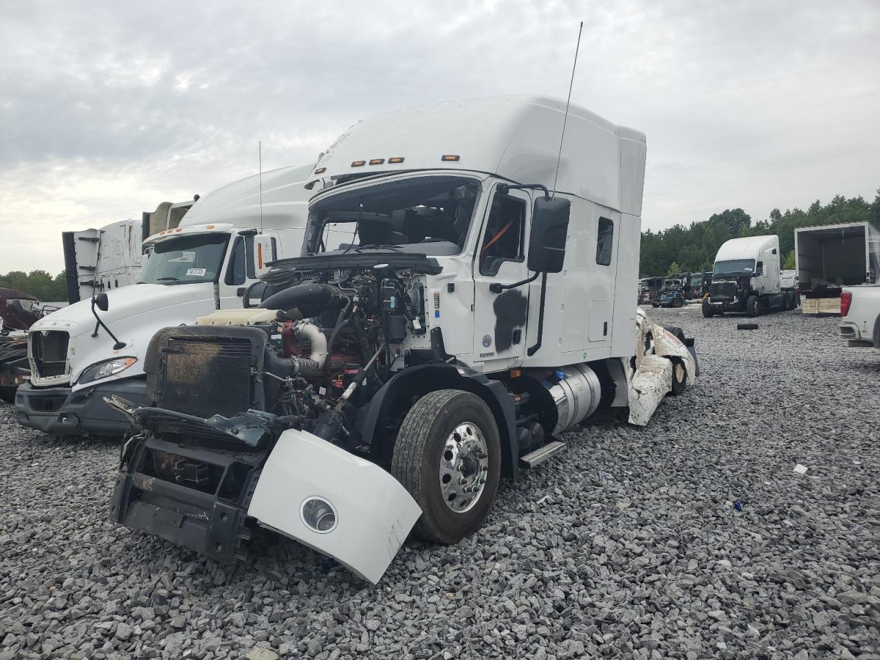 Lot #2786780525 2023 MACK ANTHEM