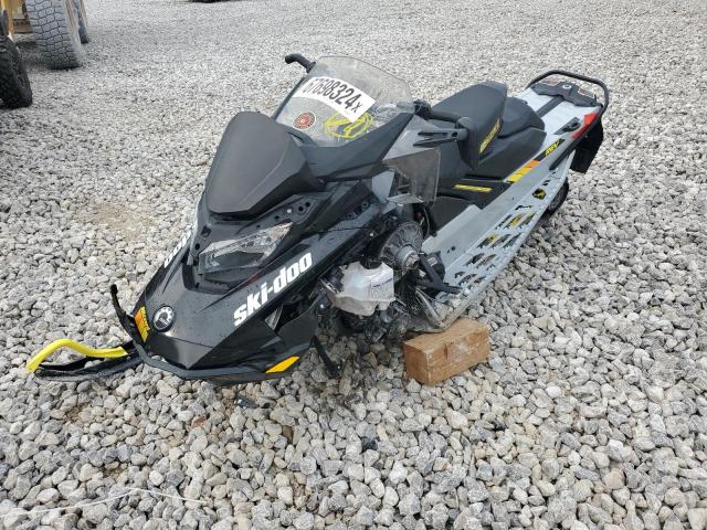 SKI DOO BLIZZARD 2019 two tone   2BPSUPKA2KV000285 photo #3