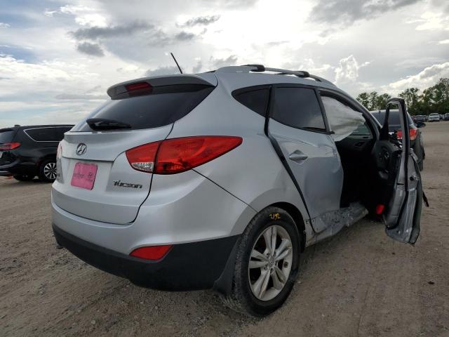 HYUNDAI TUCSON GLS 2013 silver  gas KM8JU3AC4DU640080 photo #4