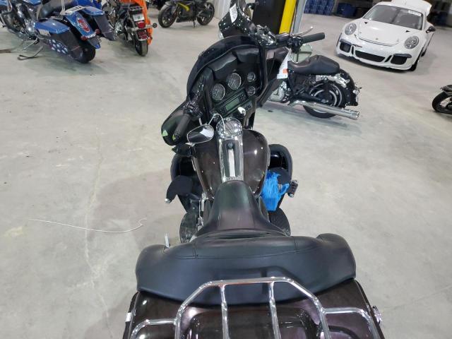 2011 HARLEY-DAVIDSON FLHTK - 1HD1KEM15BB654898
