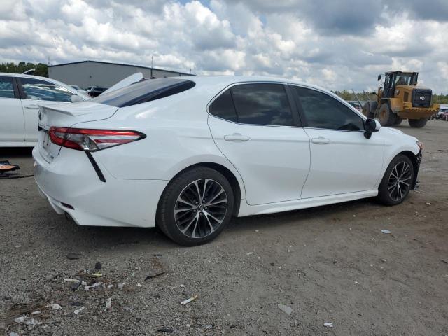 2018 TOYOTA CAMRY L - 4T1B11HKXJU620328