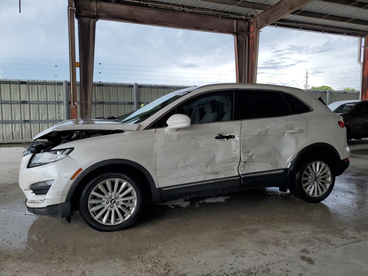 5LMCJ1C94KUL45207 LINCOLN MKC 2019