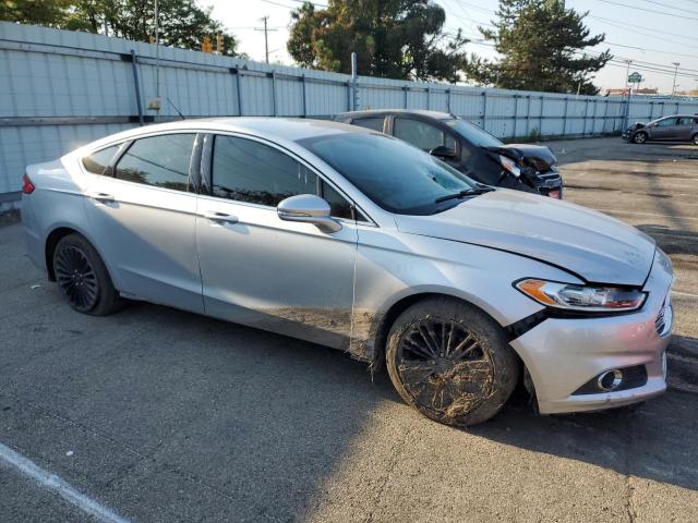 VIN 3FA6P0HD5GR379400 2016 Ford Fusion, SE no.4