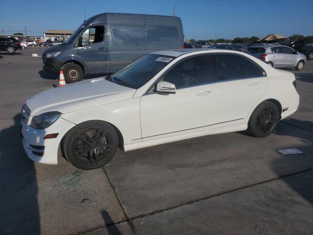 VIN WDDGF8AB0DR257632 2013 Mercedes-Benz C-Class, 3... no.1