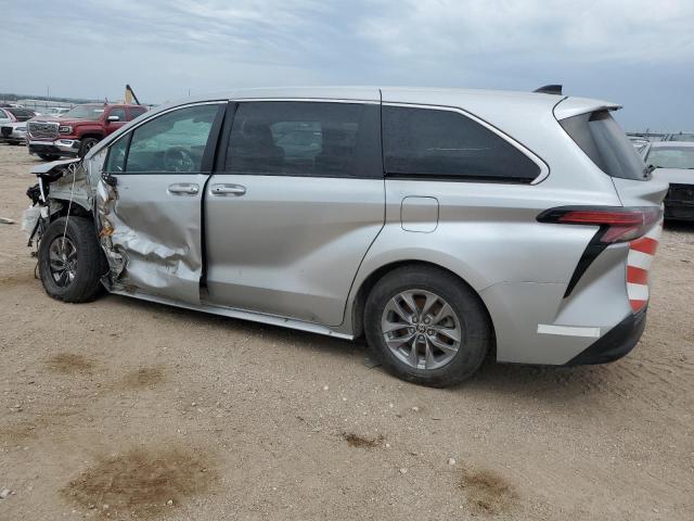 VIN 5TDKSKFC8MS035565 2021 Toyota Sienna, LE no.2