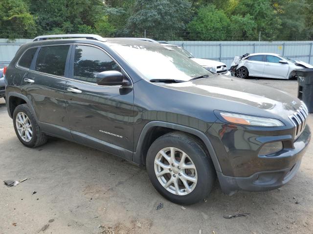 VIN 1C4PJLCB8GW125300 2016 Jeep Cherokee, Latitude no.4