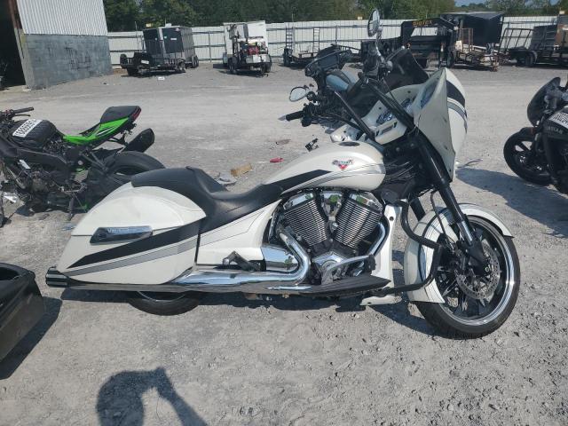 2016 VICTORY MOTORCYCLES MAGNUM - 5VPYW36N7G3054900