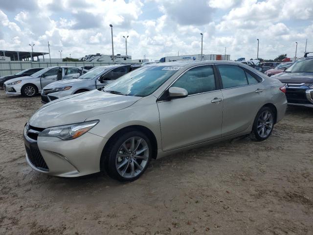 VIN 4T1BF1FK3FU056517 2015 Toyota Camry, LE no.1