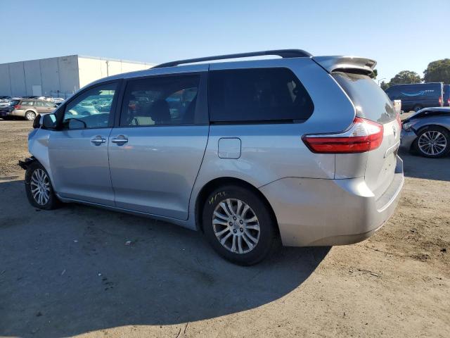 VIN 5TDYK3DC4GS705684 2016 Toyota Sienna, Xle no.2