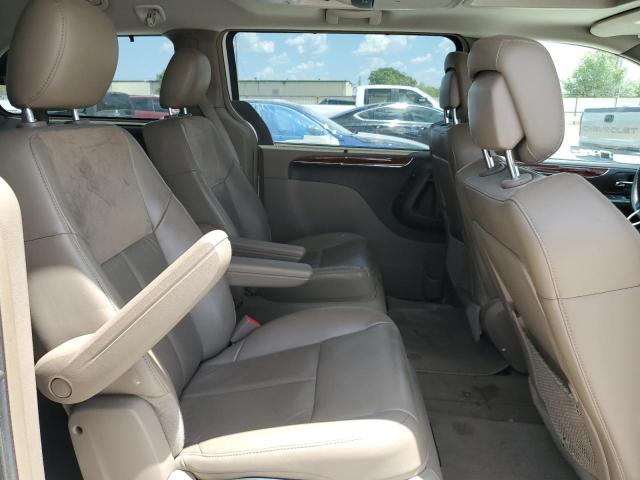 2015 CHRYSLER TOWN & COU - 2C4RC1GG0FR584244